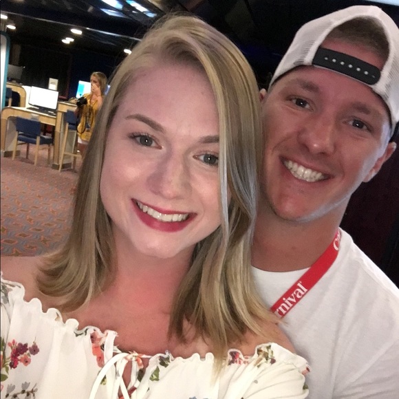 Meet your Posher, Deidre - Picture 1 of 1